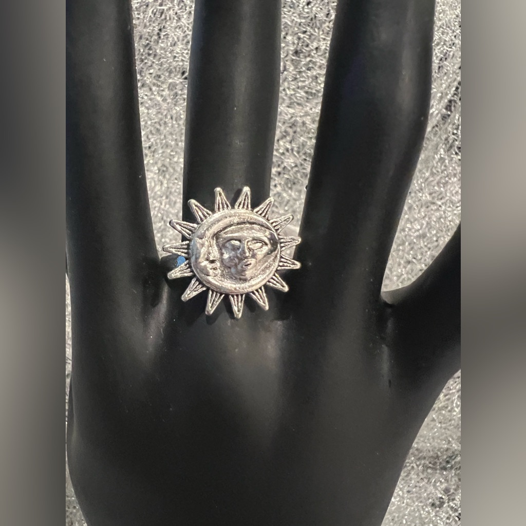 New: Elegant Vintage Stackable Style Finger Jewelry Decor